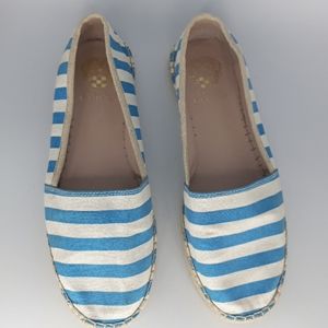 VINCE CAMUTO JOHNNIE  BLUE/ WHITE SPADRILLES SZ 10